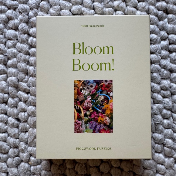 Piecework 1000 piece Puzzle "Bloom Boom!" - Picture 1 of 4